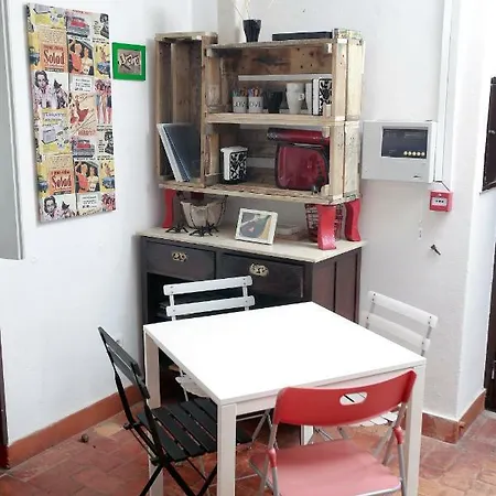 In Love Hostal Ericeira