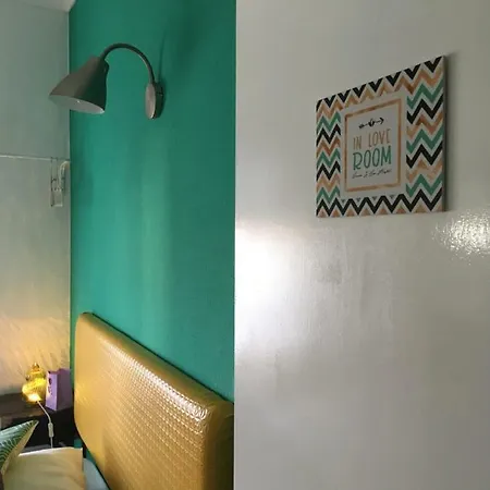 Hostal In Love